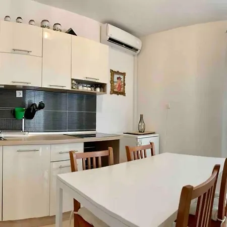 Summer App Pool Jacuzzi Center Appartement