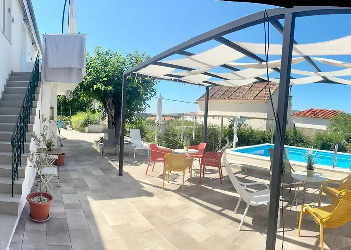 Daire Summer App Pool Jacuzzi Center Makarska